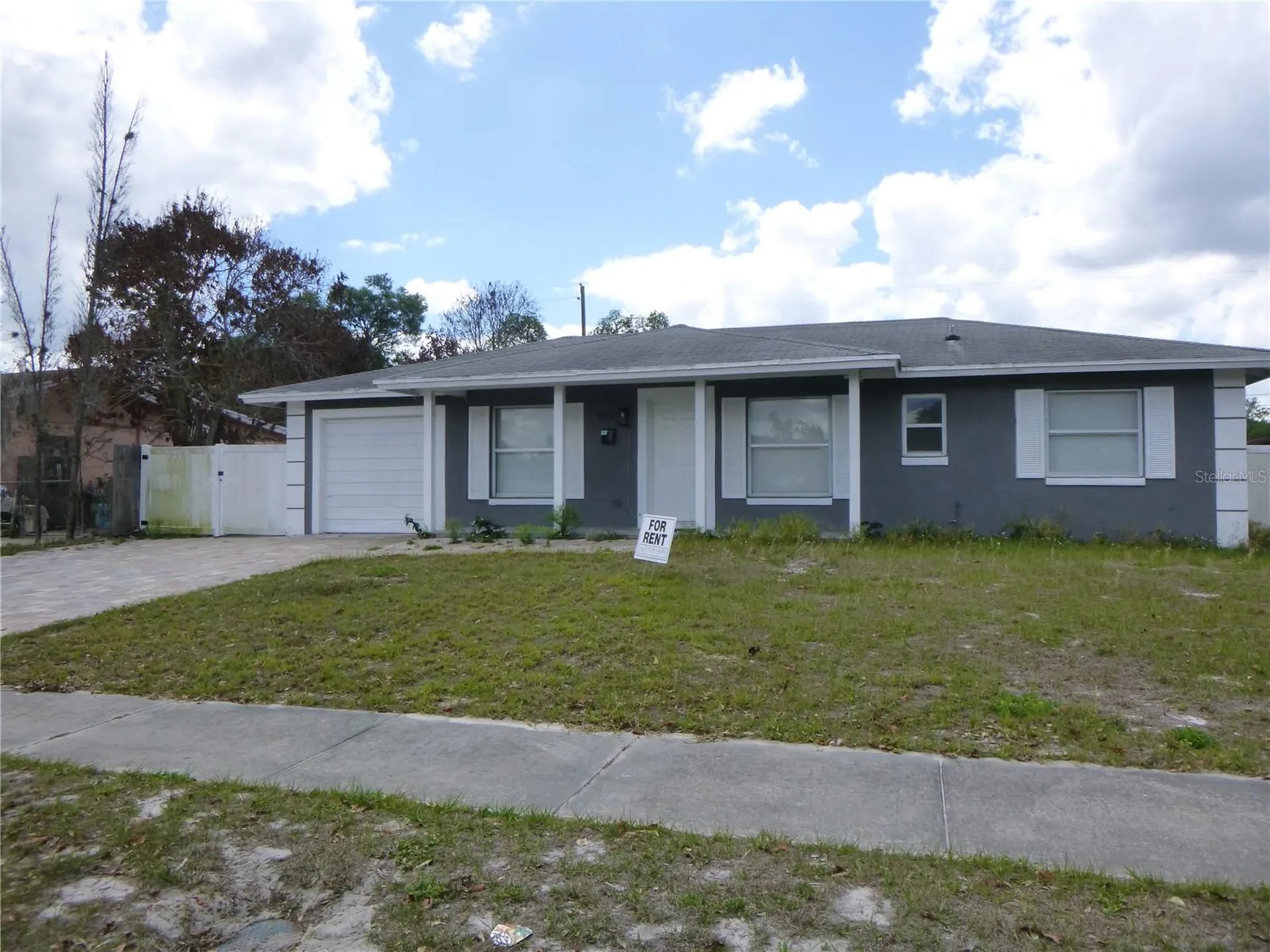 572 Santiago Avenue Orlando FL 32807