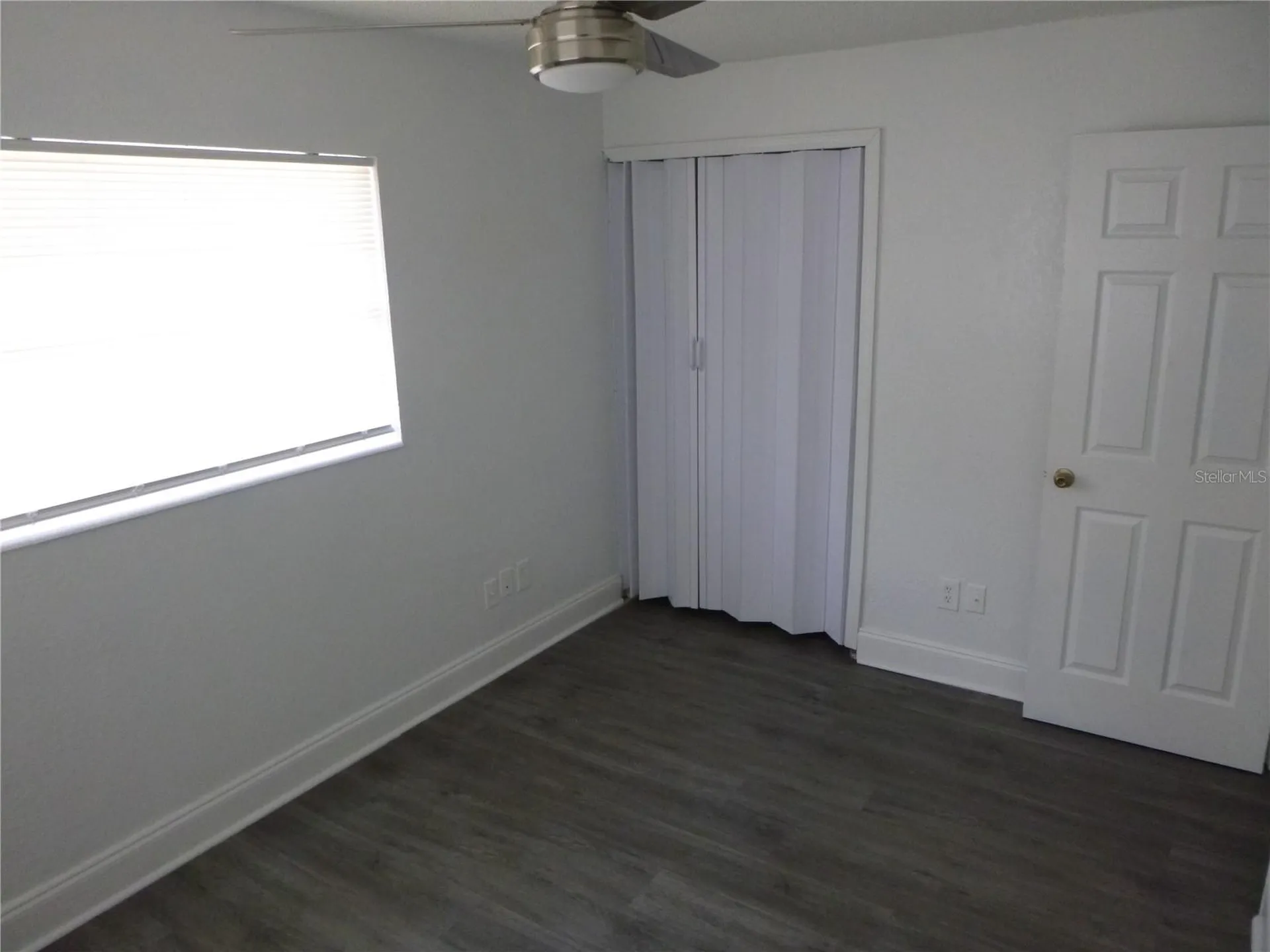 572 Santiago Avenue Orlando FL 32807