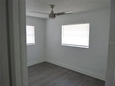 572 Santiago Avenue Orlando FL 32807