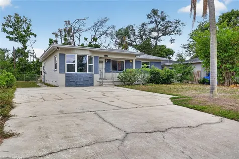 5130 2nd Avenue N St Petersburg FL 33710