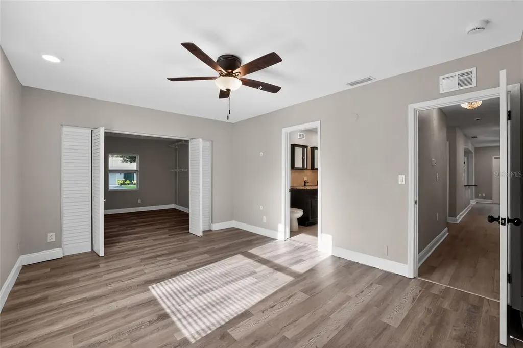 1081 55th Terrace S St Petersburg FL 33705