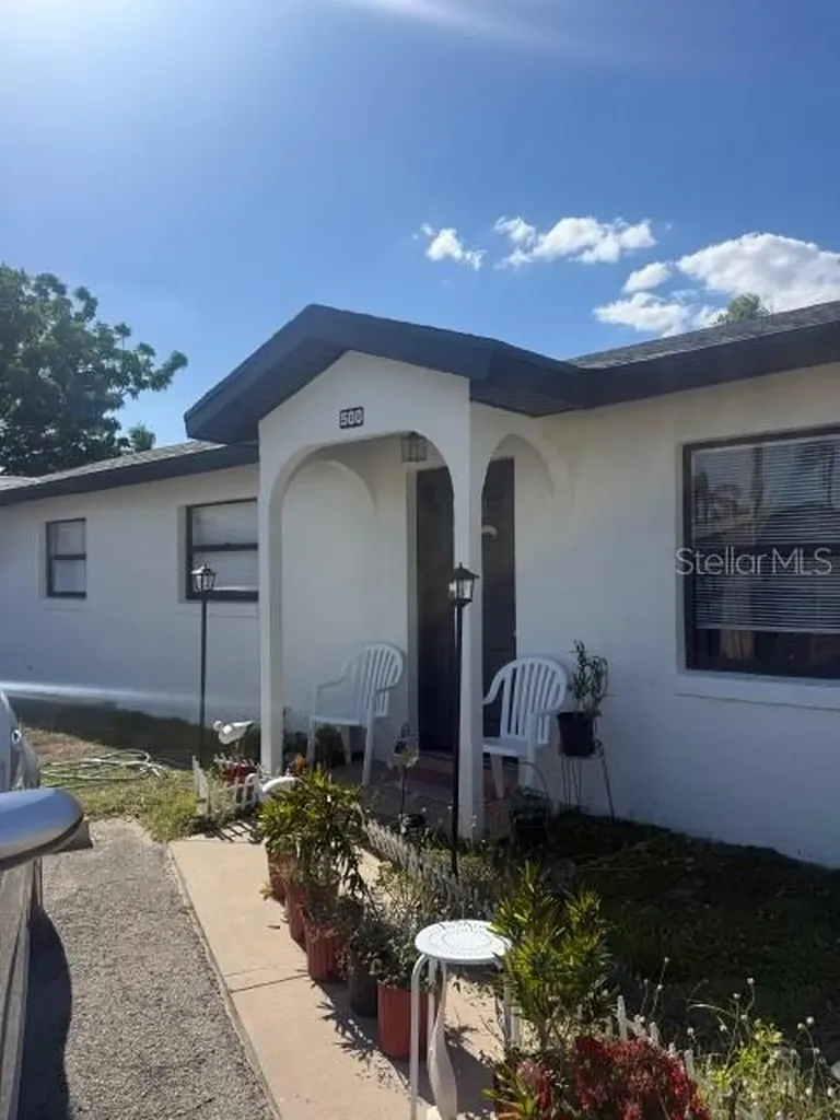 500 Las Palmas Circle Avon Park FL 33825