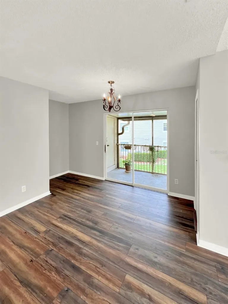 652 Roaring Drive Altamonte Springs FL 32714
