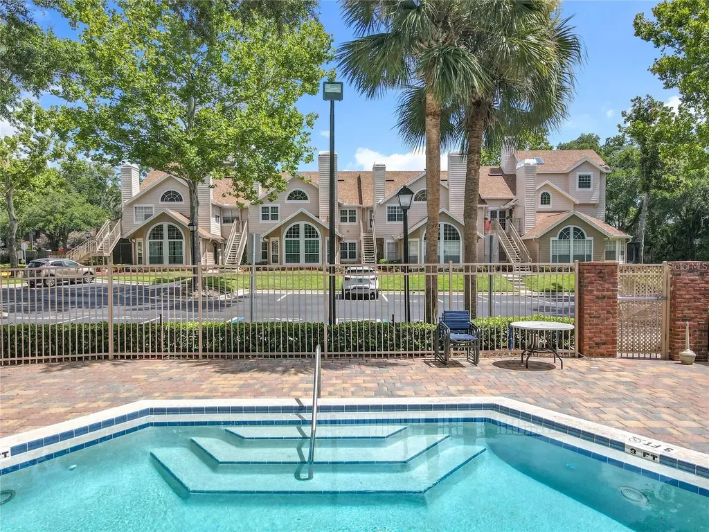 652 Roaring Drive Altamonte Springs FL 32714