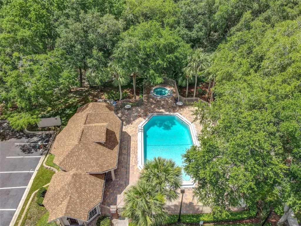 652 Roaring Drive Altamonte Springs FL 32714