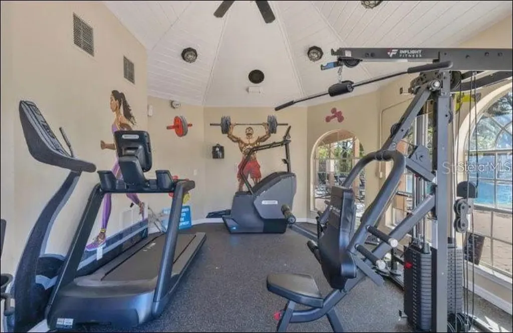 652 Roaring Drive Altamonte Springs FL 32714