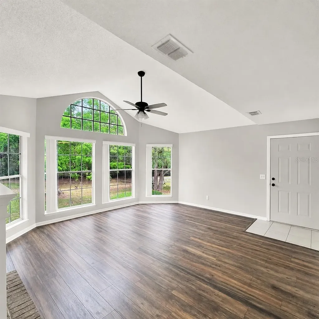 652 Roaring Drive Altamonte Springs FL 32714