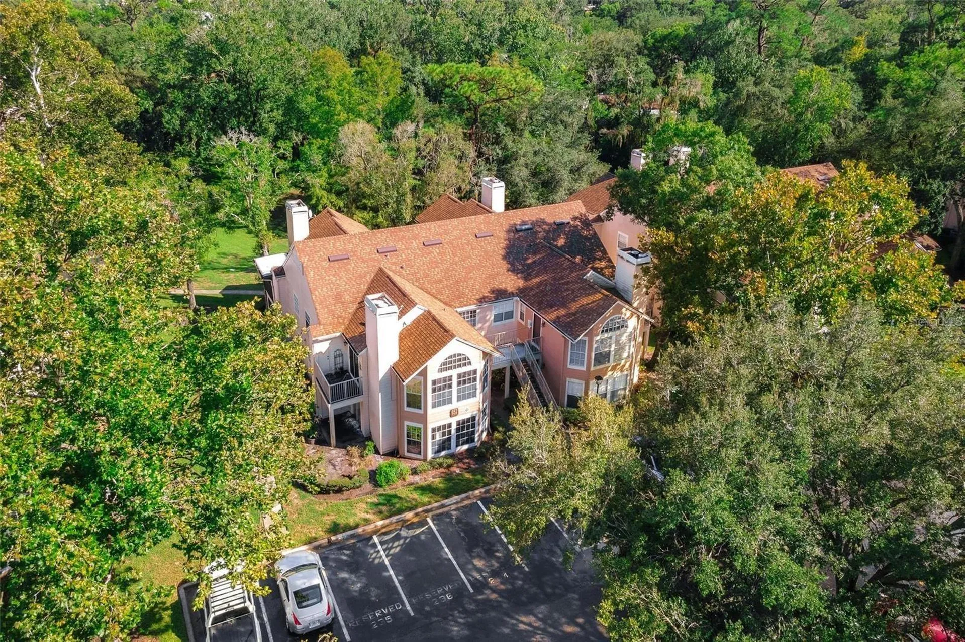 652 Roaring Drive Altamonte Springs FL 32714