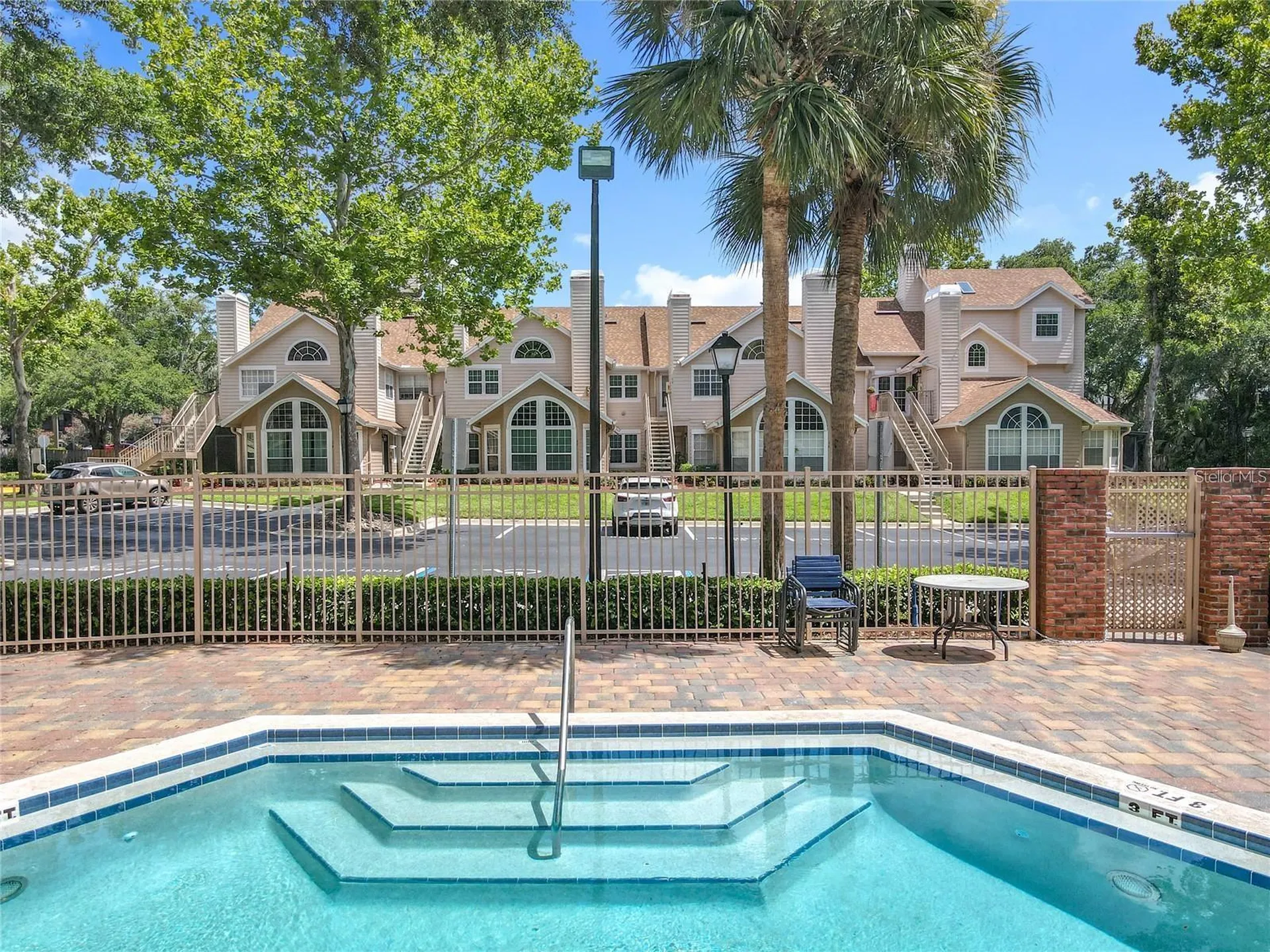 652 Roaring Drive Altamonte Springs FL 32714