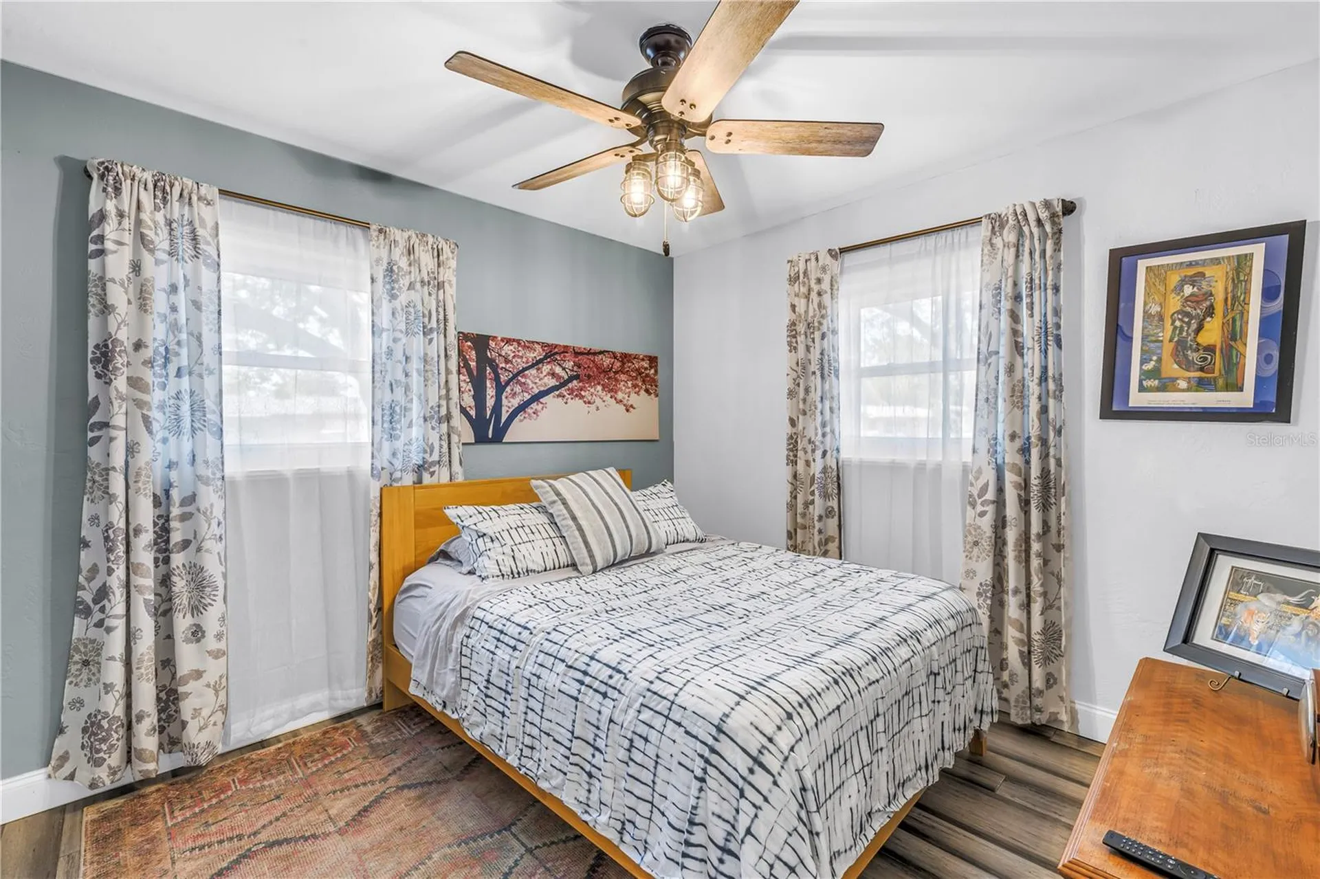 5698 24th Terrace N St Petersburg FL 33710