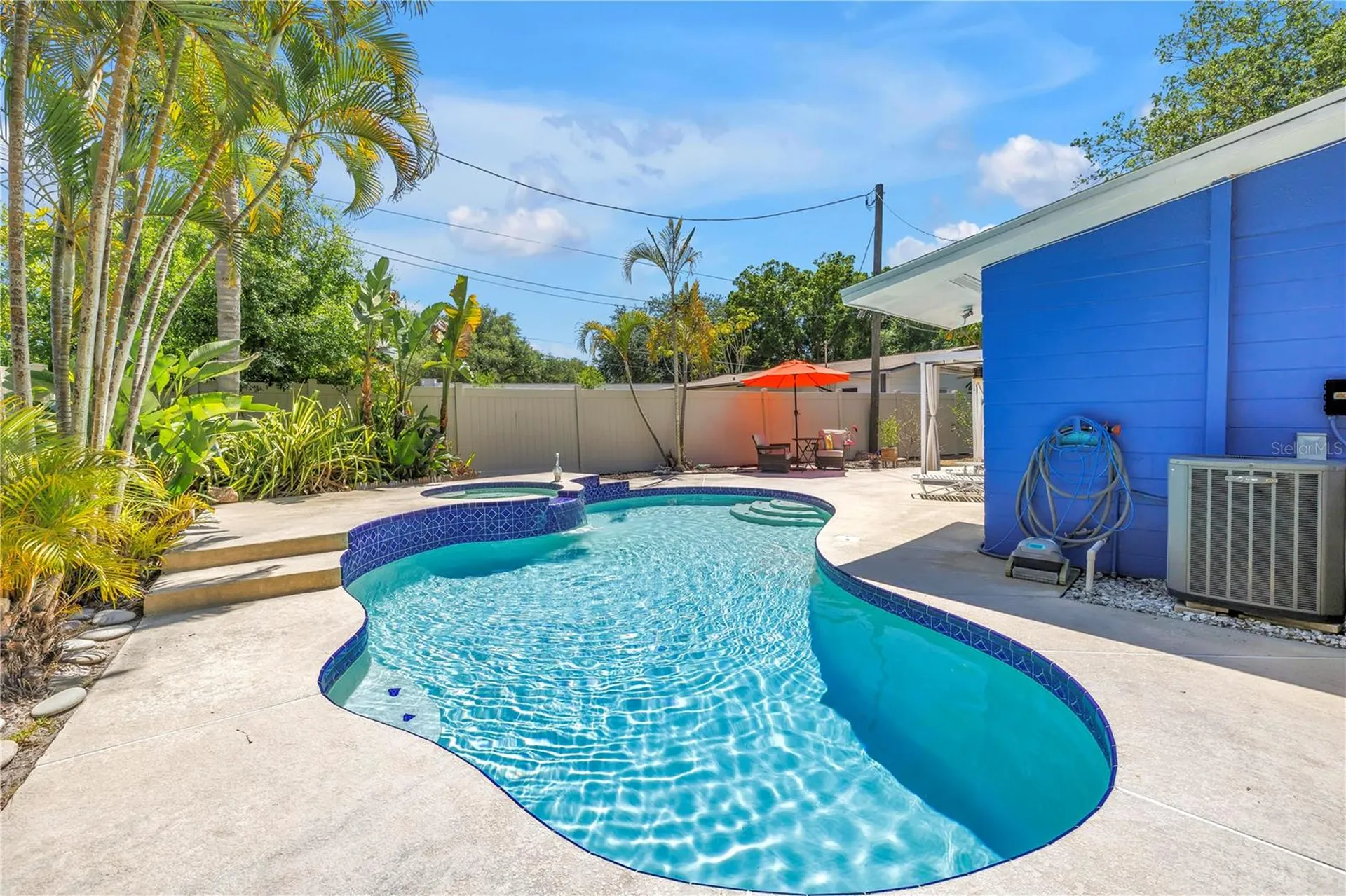 5698 24th Terrace N St Petersburg FL 33710