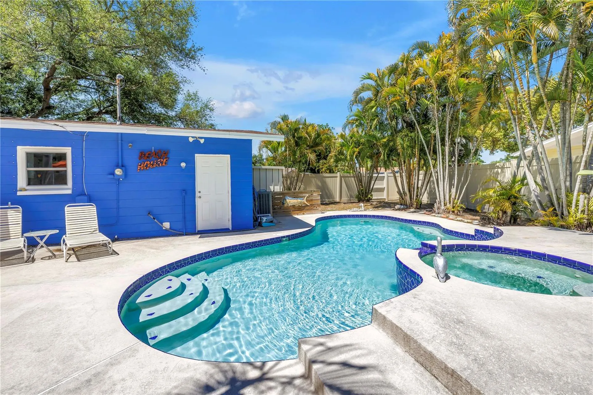5698 24th Terrace N St Petersburg FL 33710