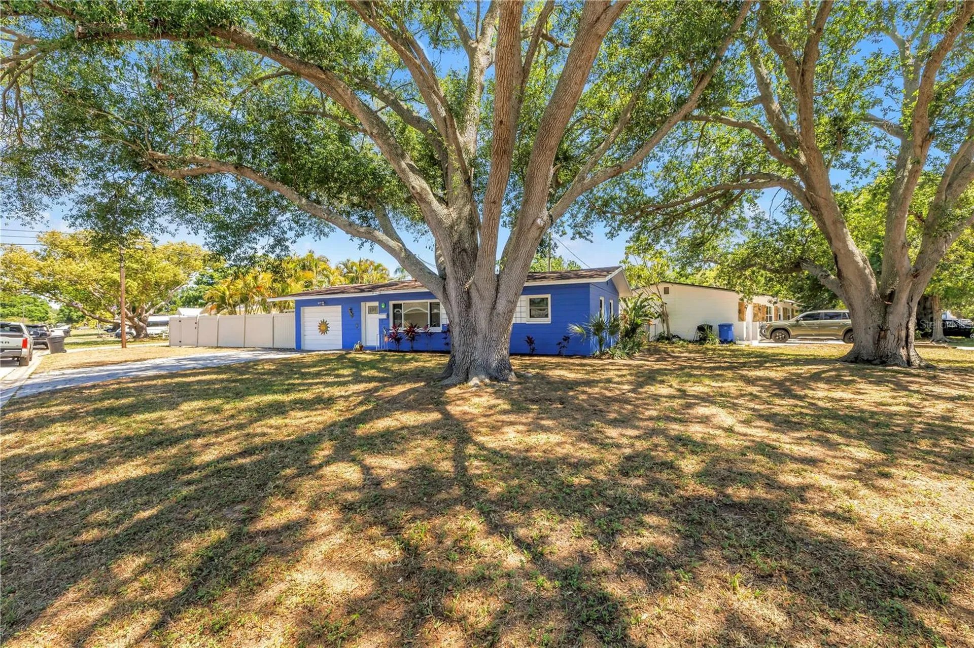 5698 24th Terrace N St Petersburg FL 33710