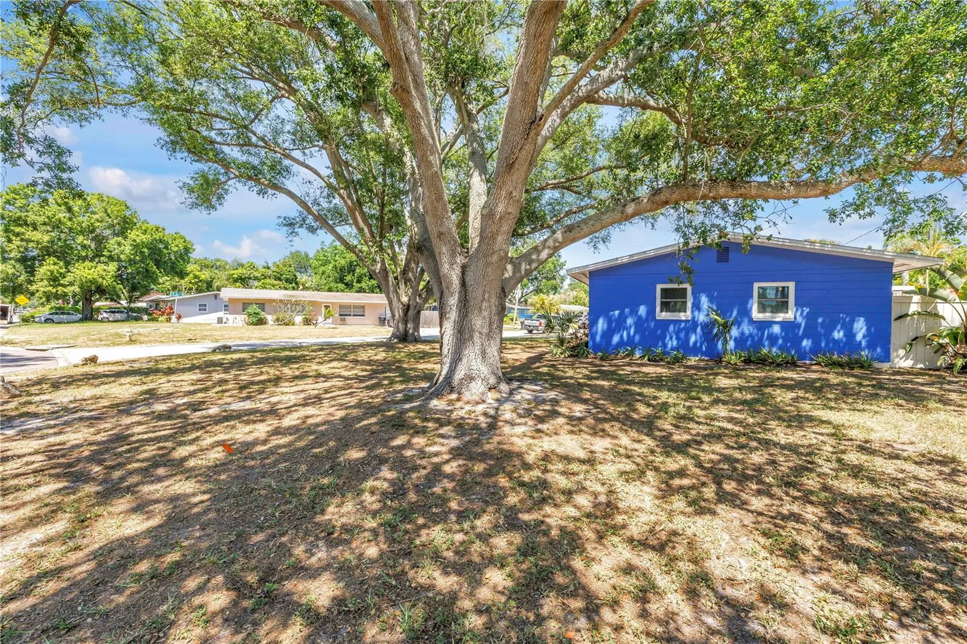 5698 24th Terrace N St Petersburg FL 33710