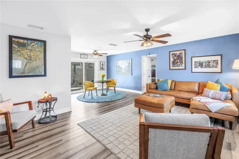 5698 24th Terrace N St Petersburg FL 33710