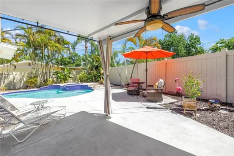 5698 24th Terrace N St Petersburg FL 33710