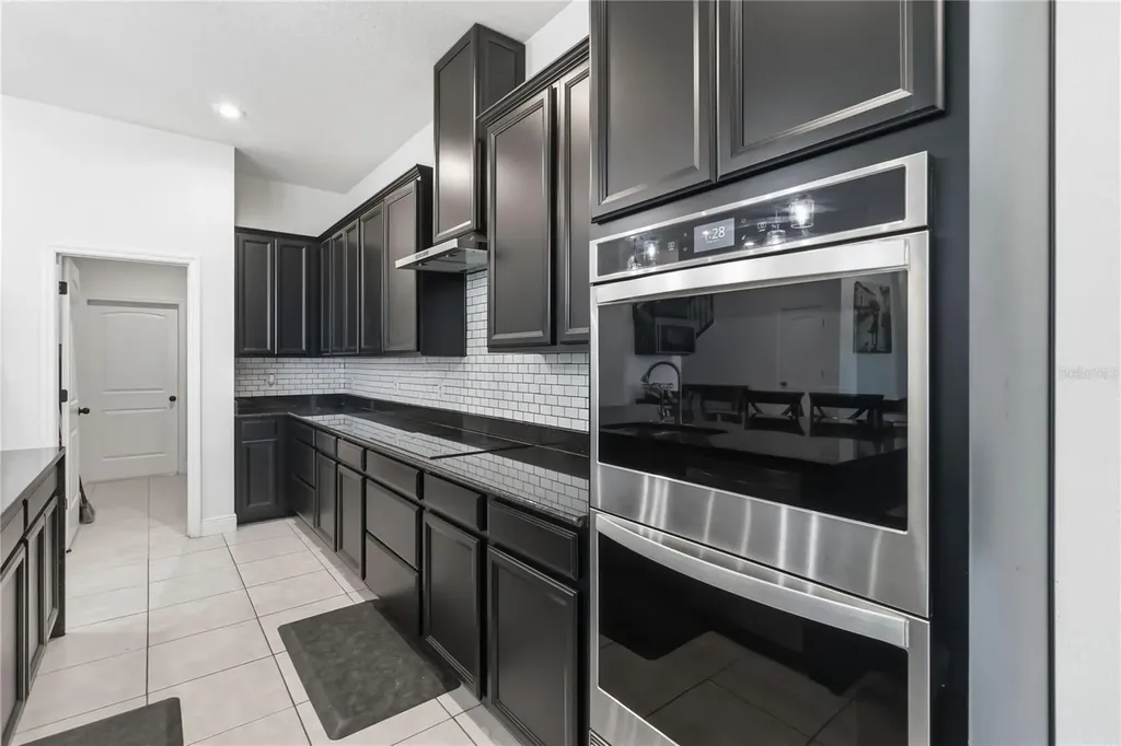 659 Red Haven Lane Oviedo FL 32765