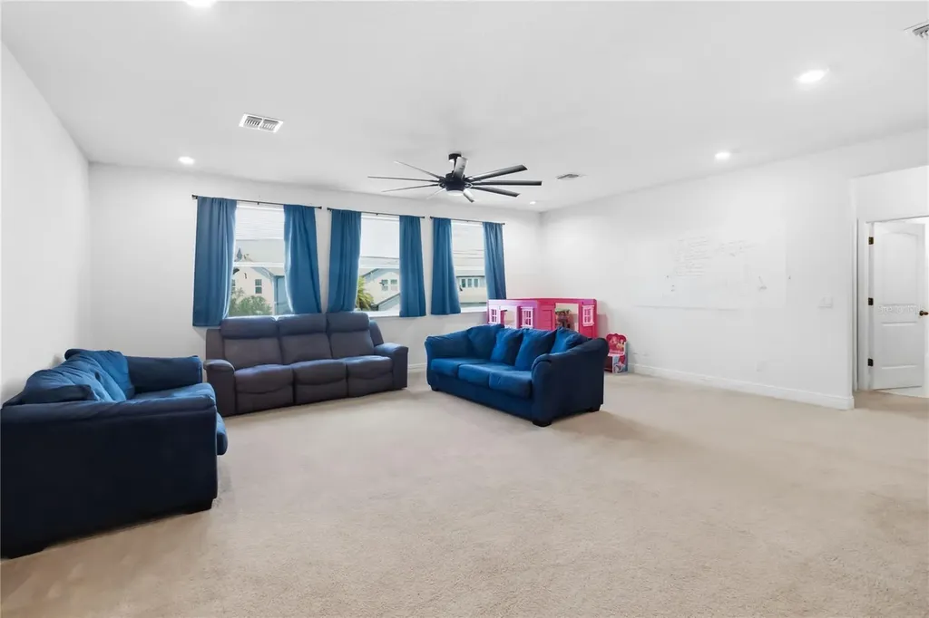 659 Red Haven Lane Oviedo FL 32765