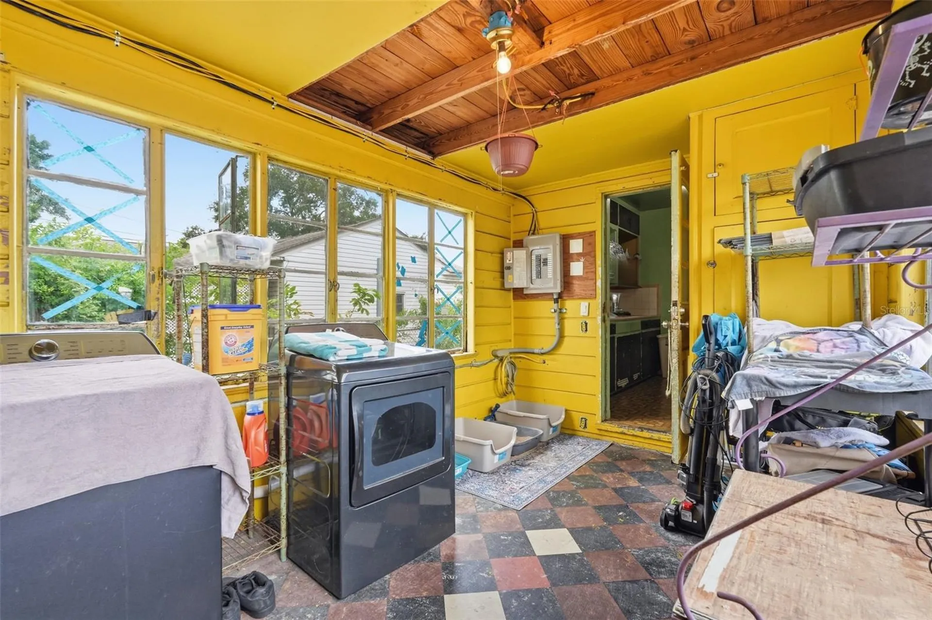 329 Kingston Street S St Petersburg FL 33711