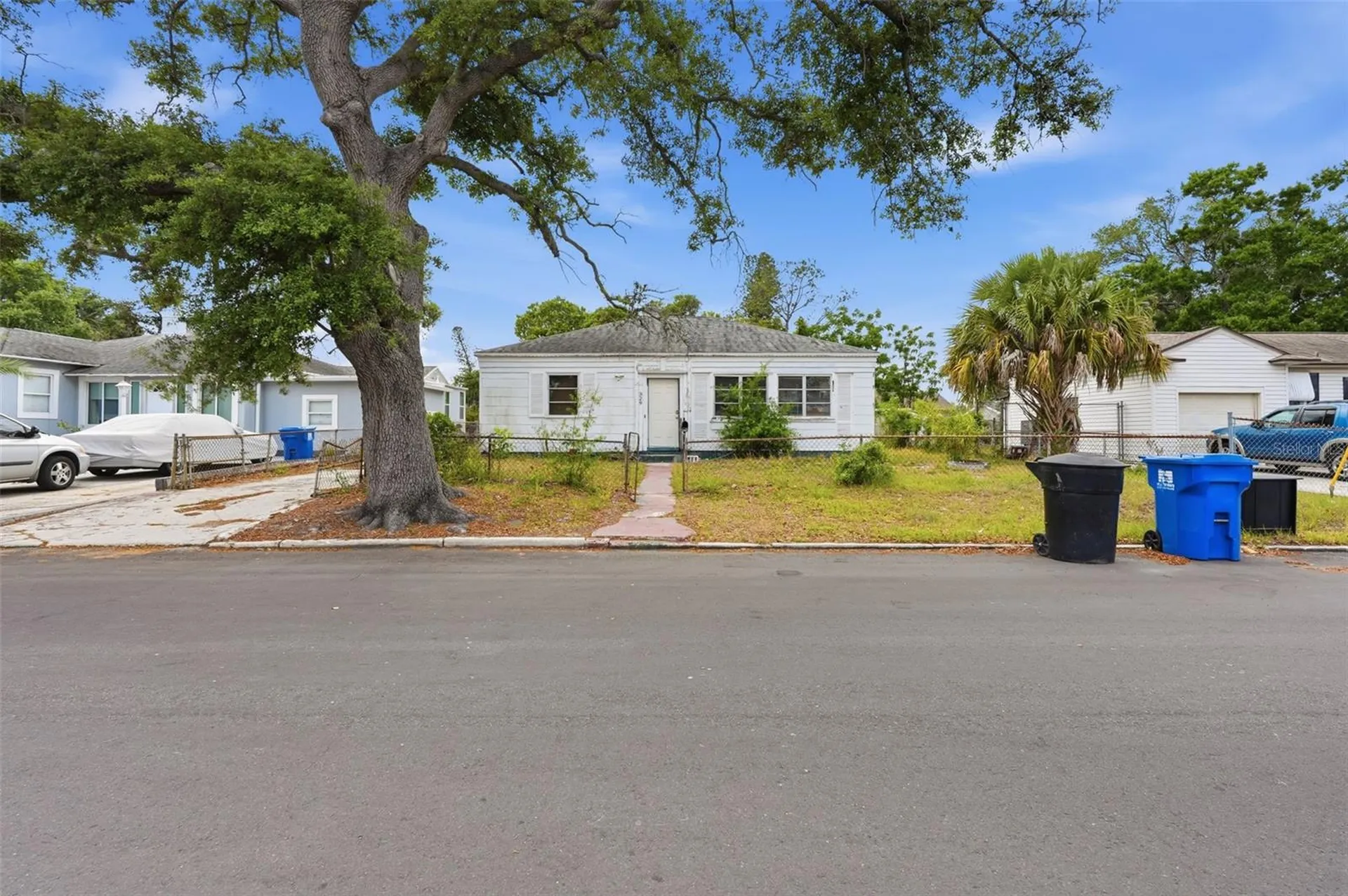 329 Kingston Street S St Petersburg FL 33711