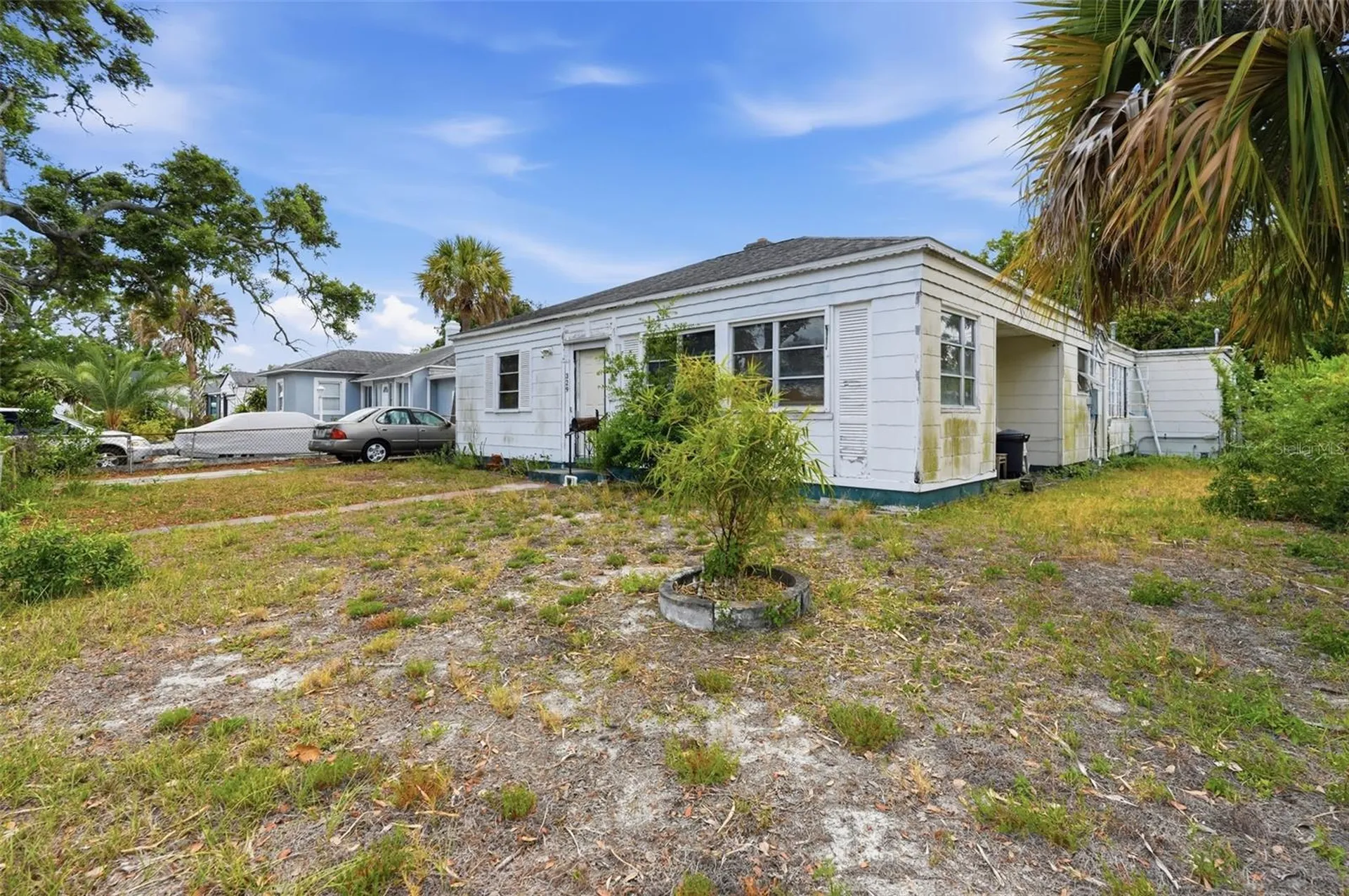 329 Kingston Street S St Petersburg FL 33711
