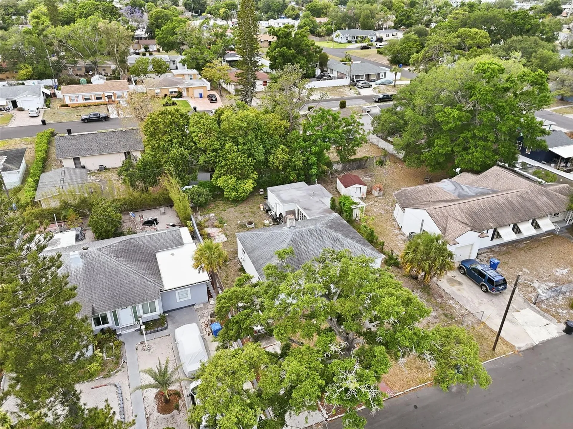 329 Kingston Street S St Petersburg FL 33711