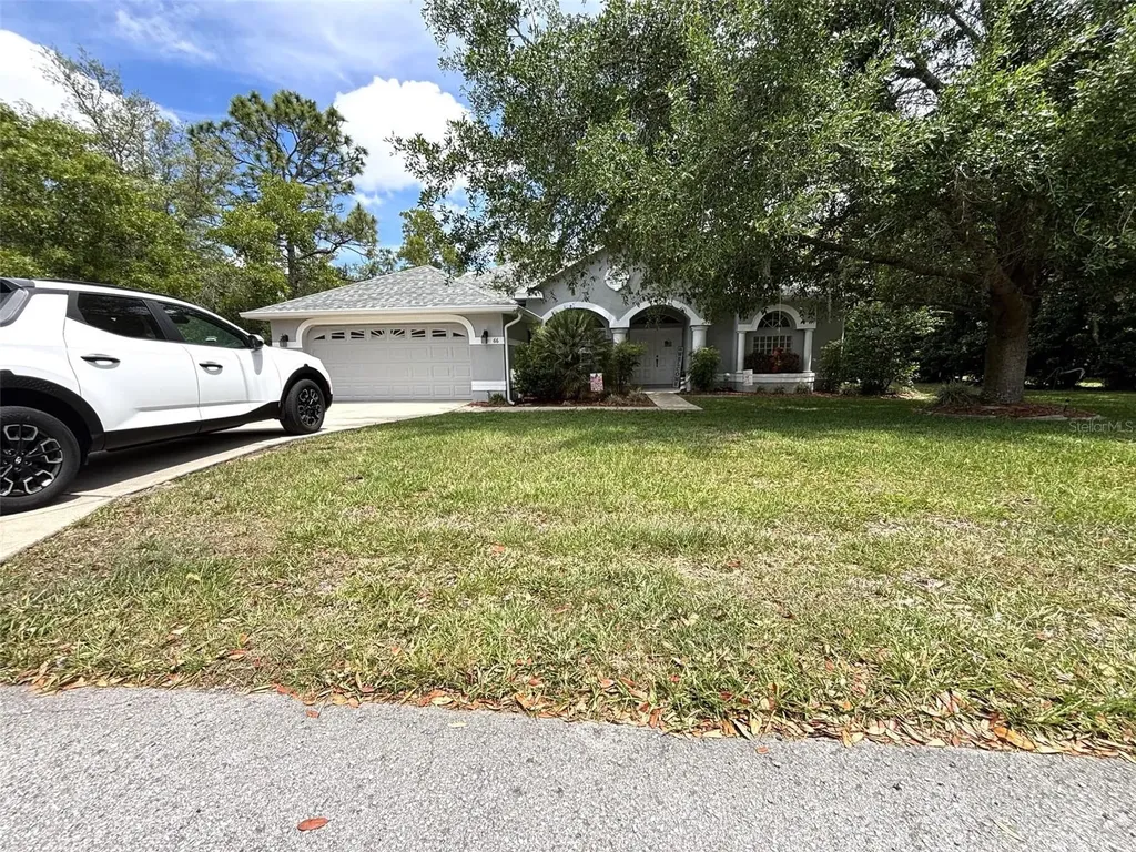 66 Lone Pine Street Homosassa FL 34446