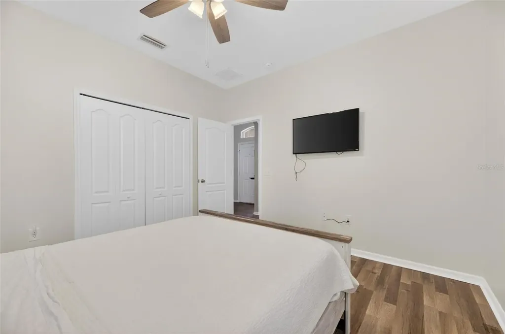 211 Westchester Hills Lane Valrico FL 33594