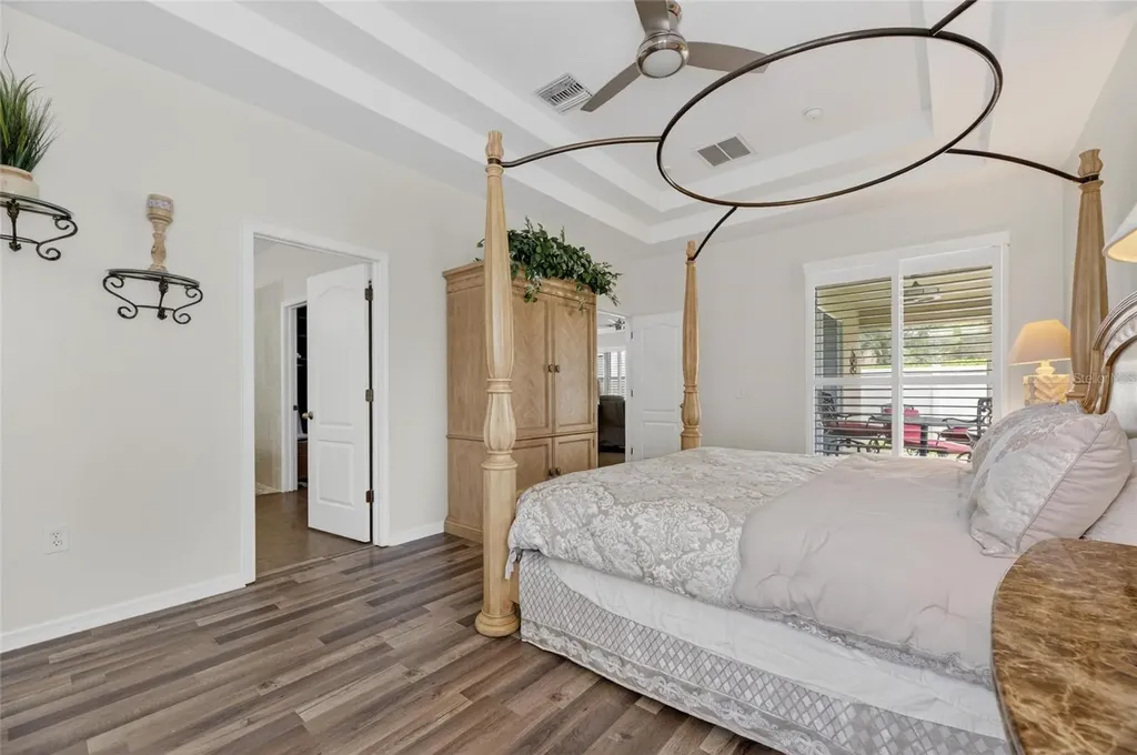 211 Westchester Hills Lane Valrico FL 33594