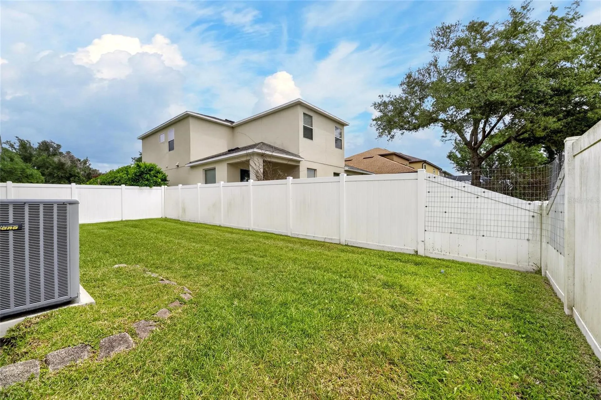211 Westchester Hills Lane Valrico FL 33594
