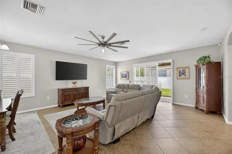 211 Westchester Hills Lane Valrico FL 33594