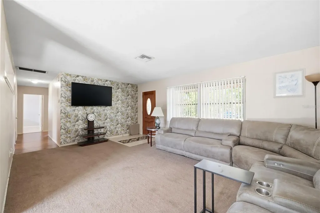 764 NE 13th Street Crystal River FL 34428