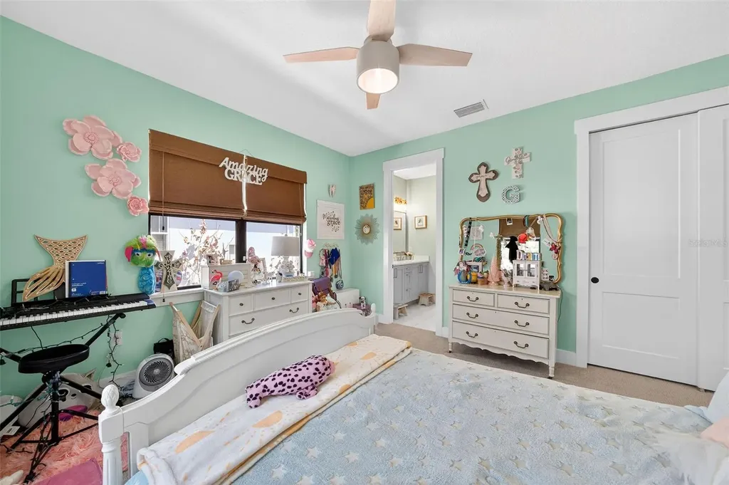 427 Raehn Street Orlando FL 32806