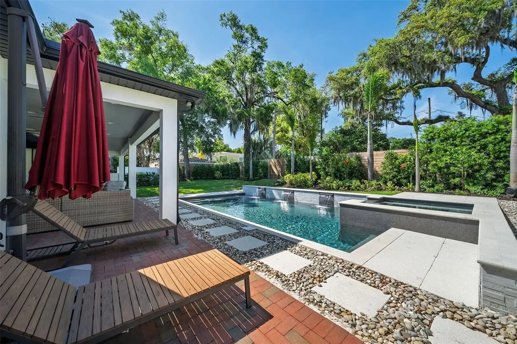 427 Raehn Street Orlando FL 32806