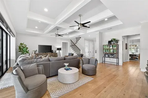 427 Raehn Street Orlando FL 32806