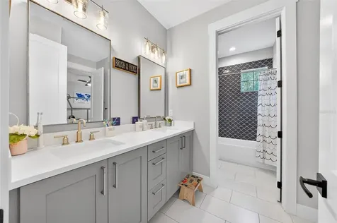 427 Raehn Street Orlando FL 32806