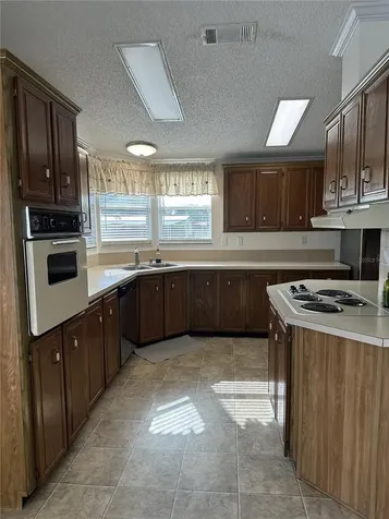 2516 Amyris Court Zellwood FL 32798