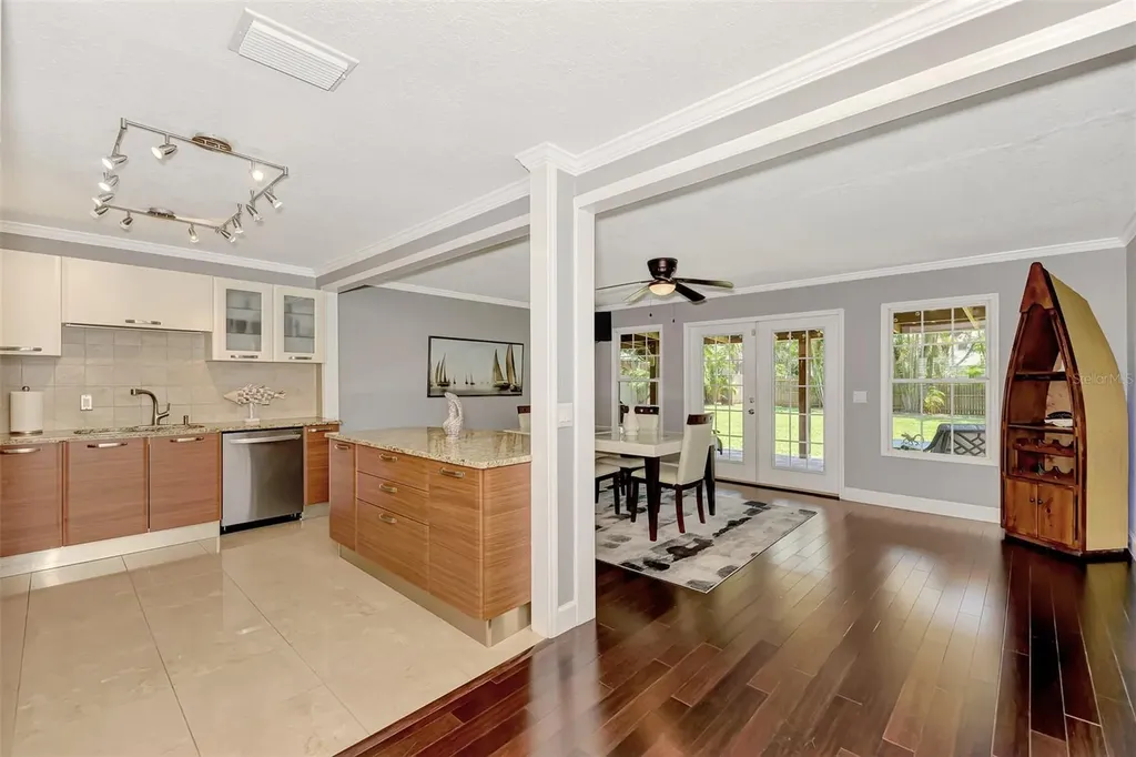 1894 Loma Linda Street Sarasota FL 34239