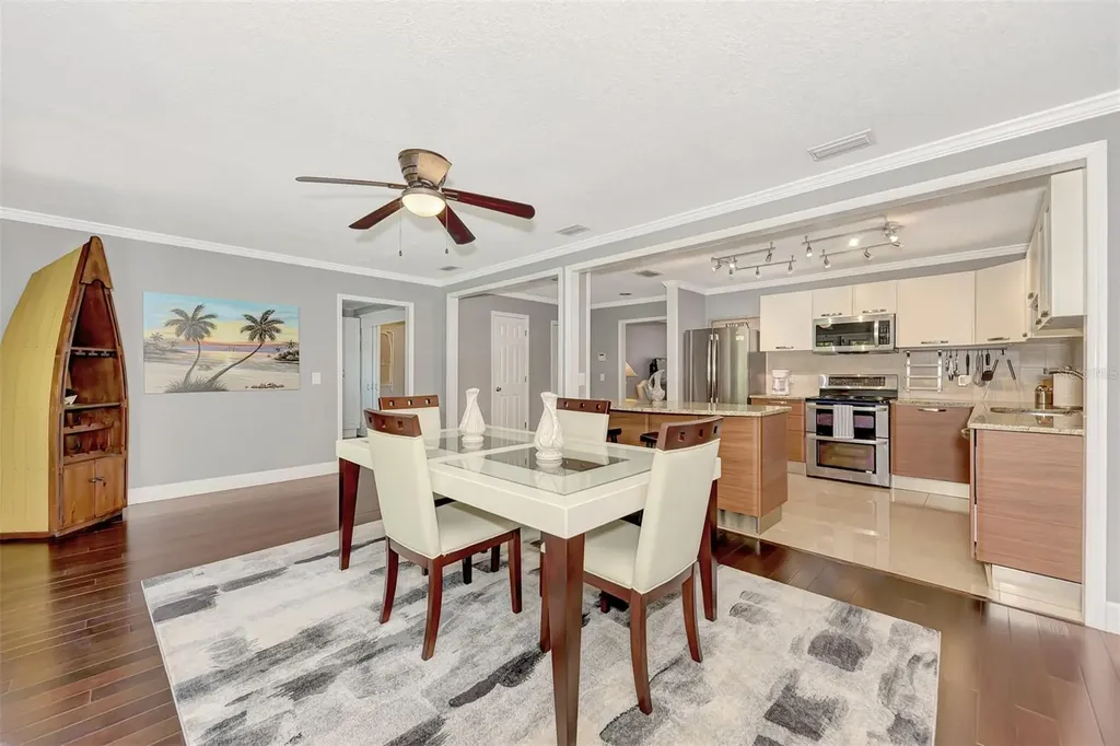 1894 Loma Linda Street Sarasota FL 34239