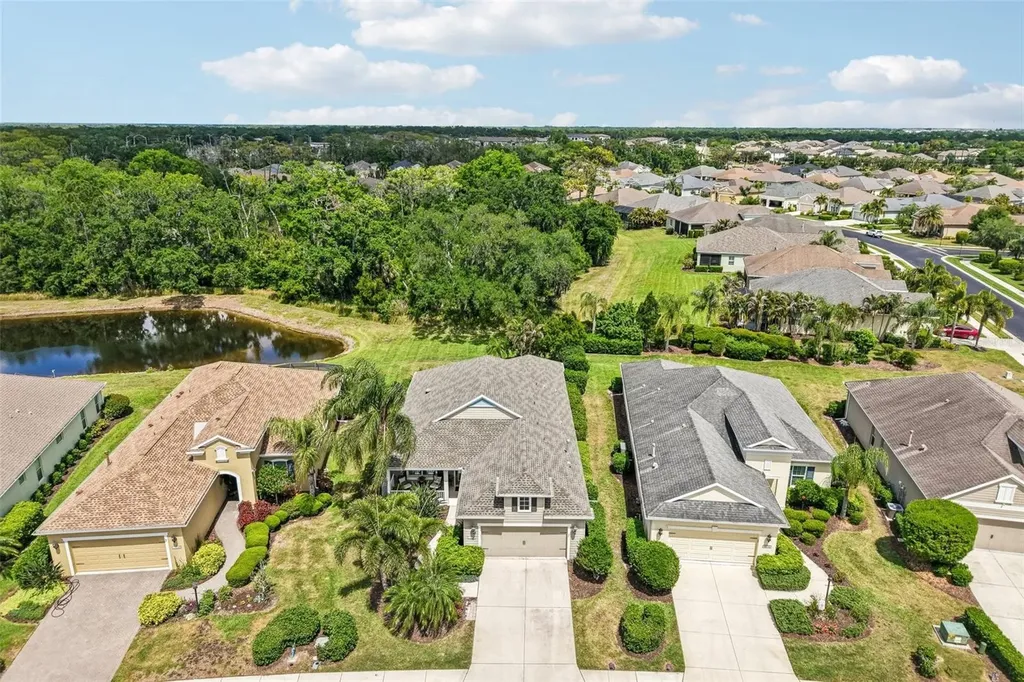 12307 Whisper Lake Drive Bradenton FL 34211