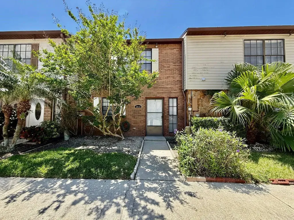 3416 Sunrise Villas Court N Tampa FL 33614