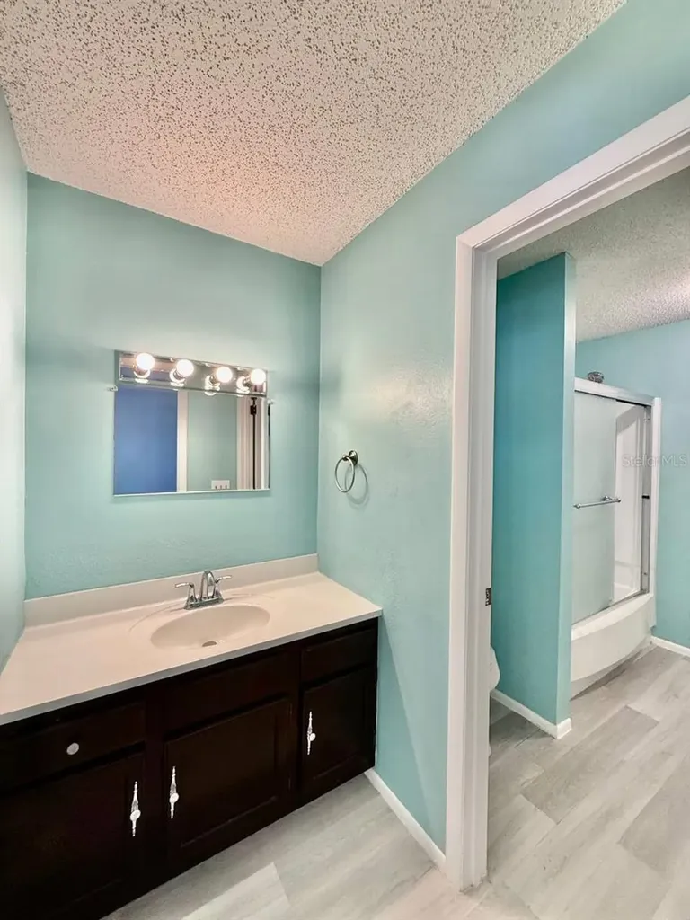 3416 Sunrise Villas Court N Tampa FL 33614