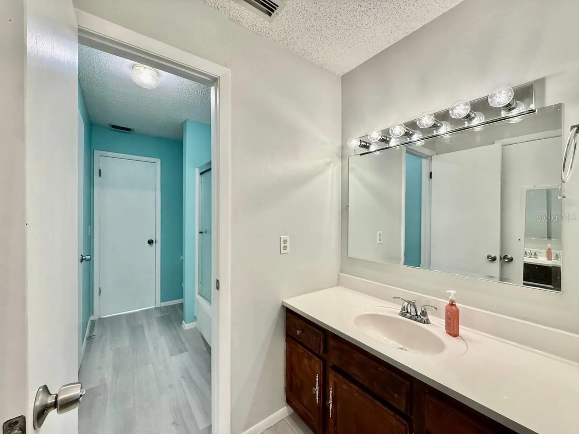 3416 Sunrise Villas Court N Tampa FL 33614