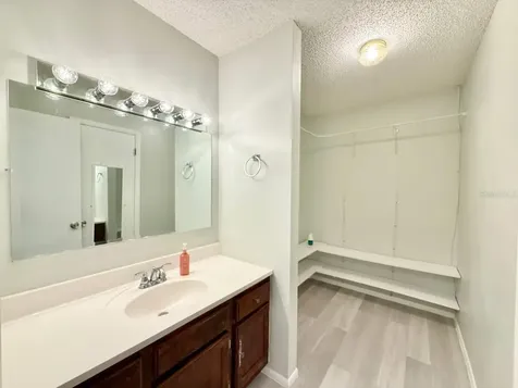3416 Sunrise Villas Court N Tampa FL 33614