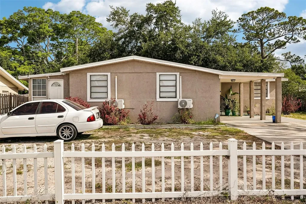 603 60th Avenue W Bradenton FL 34207