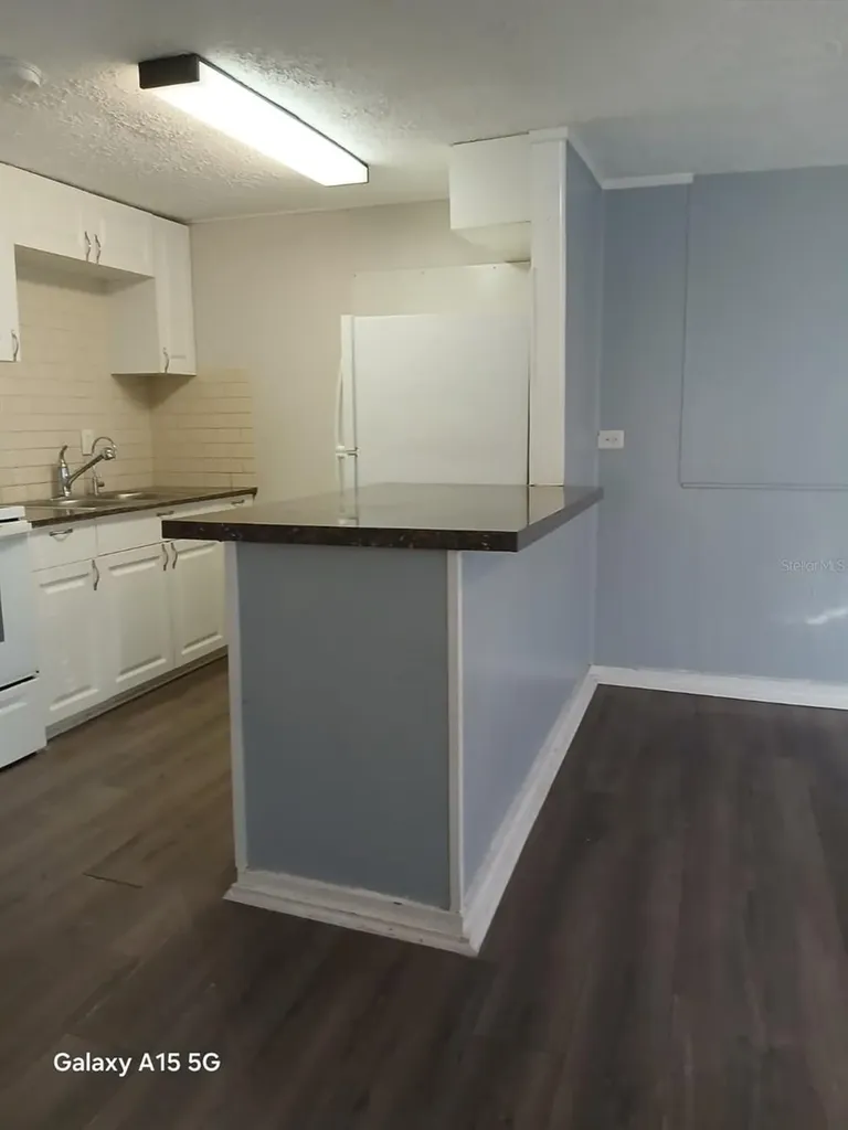 603 60th Avenue W Bradenton FL 34207