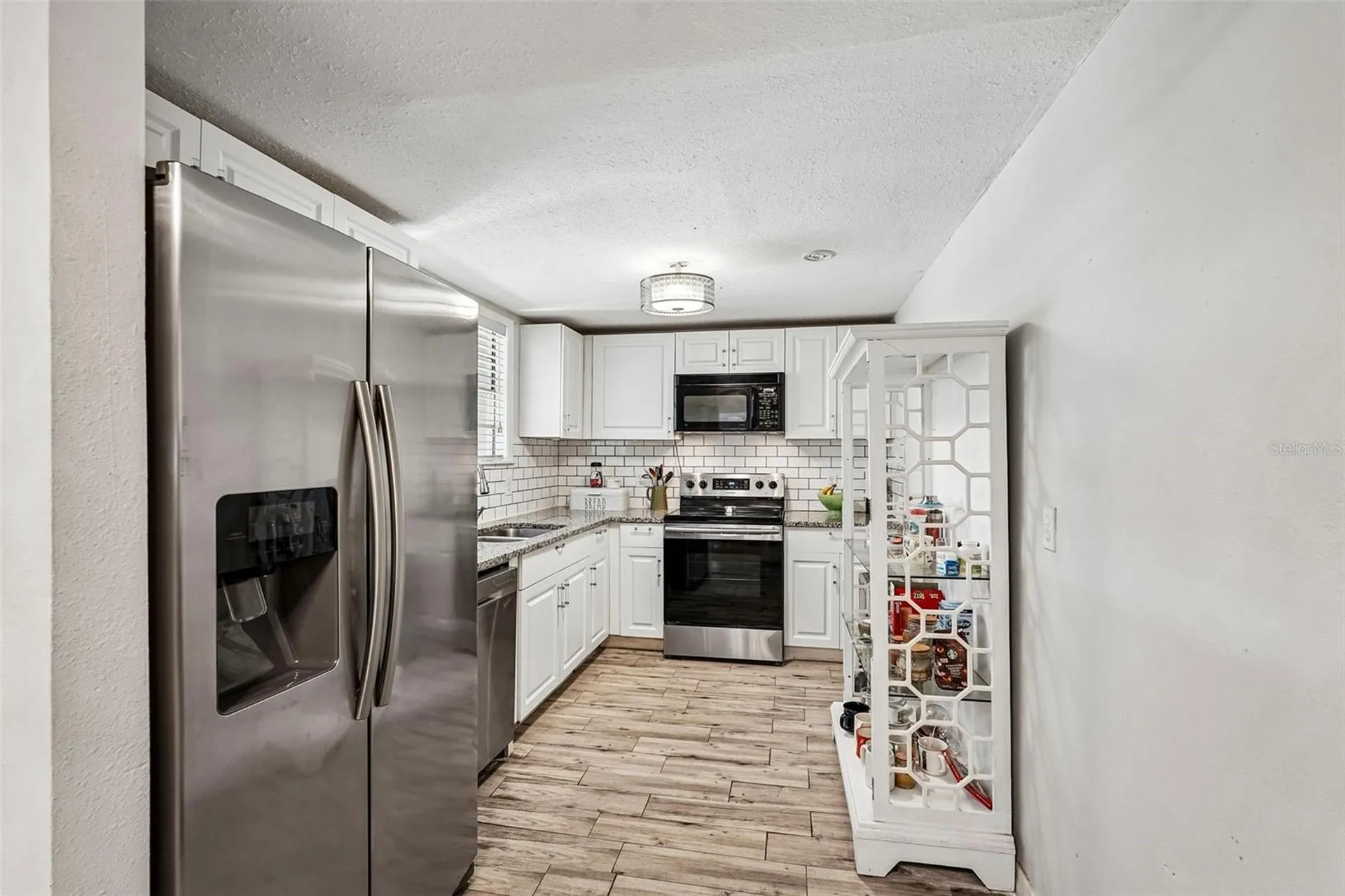 603 60th Avenue W Bradenton FL 34207