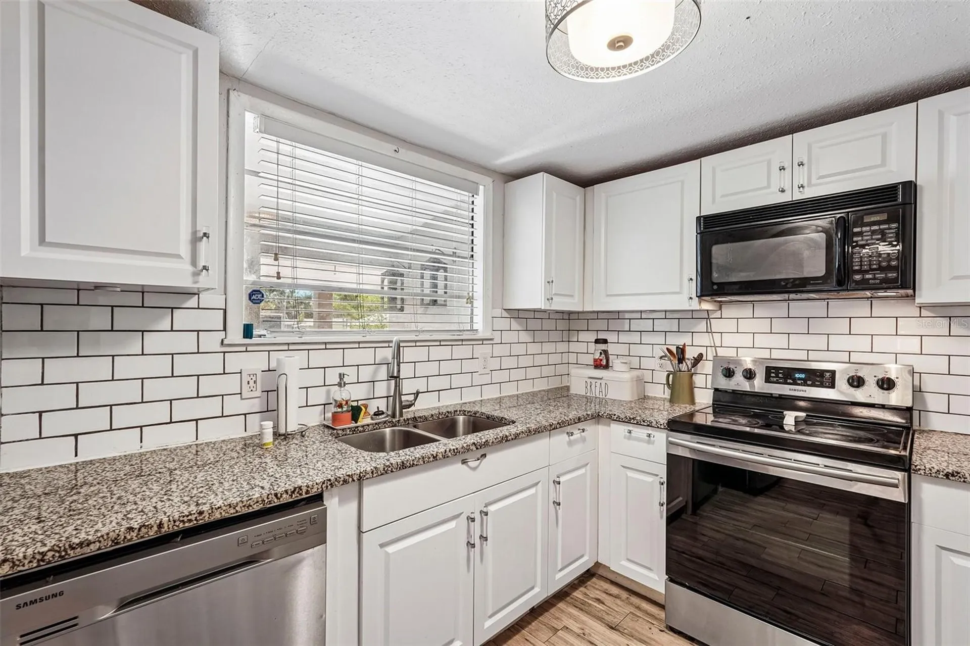 603 60th Avenue W Bradenton FL 34207