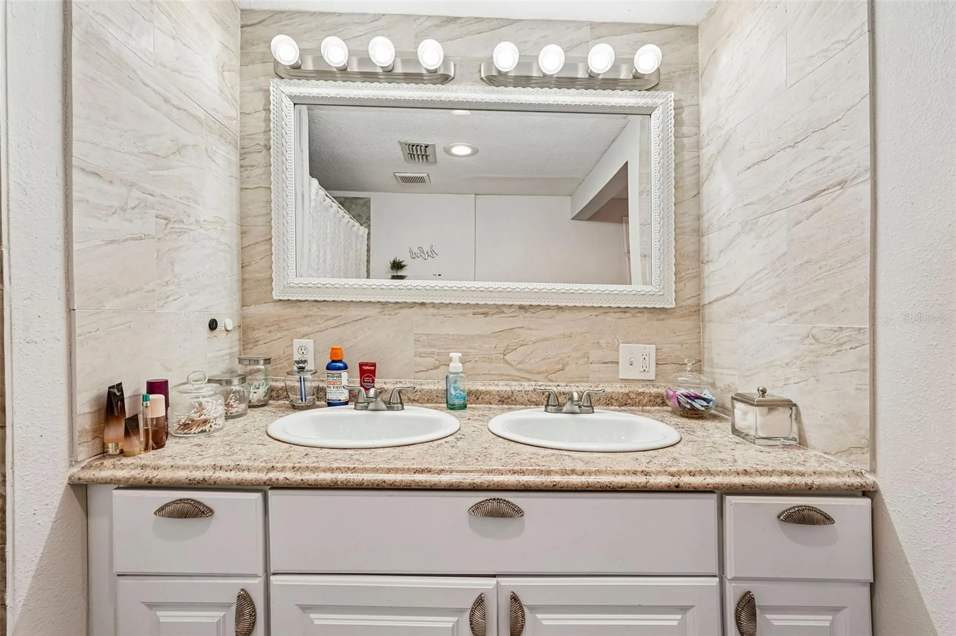 603 60th Avenue W Bradenton FL 34207