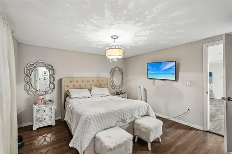 603 60th Avenue W Bradenton FL 34207
